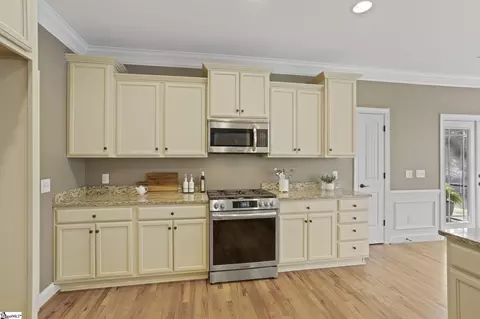 Kitchen - 25 Firelight Ln, Easley, SC 29642 photo 3 of 3