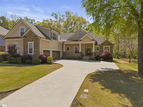 Exterior - 25 Firelight Ln, Easley, SC 29642 photo 3 of 14