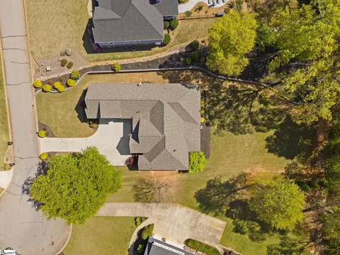 View/Area - 25 Firelight Ln, Easley, SC 29642 photo 2 of 10