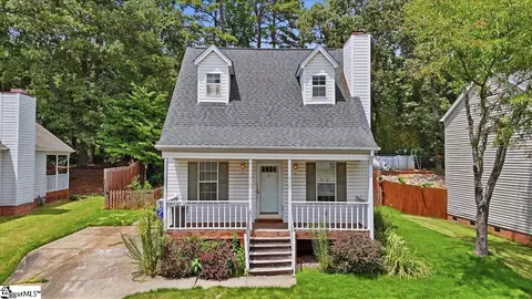 1024 Summit Dr, Greenville, SC 29609