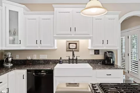 Kitchen - 1 Old American Blvd, Pendleton, SC 29670 photo 2 of 5