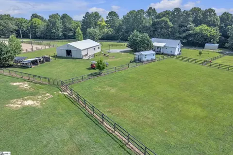 Exterior - 408 Boyd Rd, Laurens, SC 29360 photo 5 of 5