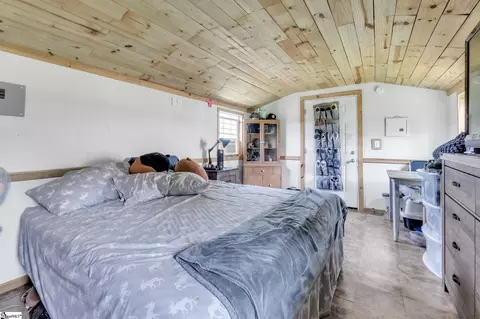 Bedroom - 408 Boyd Rd, Laurens, SC 29360 photo 6 of 6