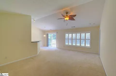 Living - 313 Highgate Cir, Greer, SC 29650 photo 1 of 2