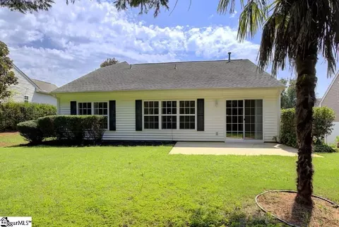 Exterior - 313 Highgate Cir, Greer, SC 29650 photo 4 of 10