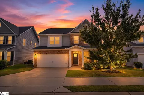 16 Daybreak Pl, Simpsonville, SC 29681