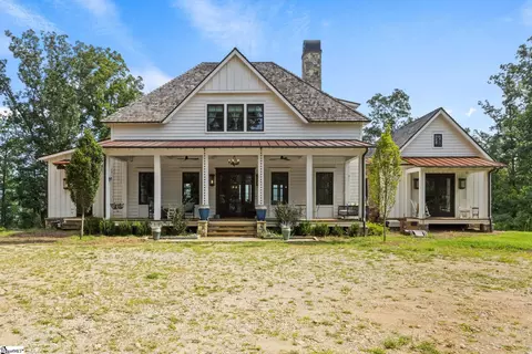 43 Garren Rd, Travelers Rest, SC 29690