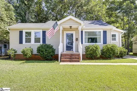 106 Vine St, Greenville, SC 29609