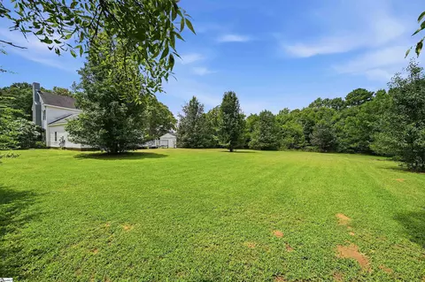 Exterior - 124 E Mcgee St, Honea Path, SC 29654 photo 9 of 10