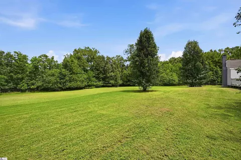 Exterior - 124 E Mcgee St, Honea Path, SC 29654 photo 10 of 10