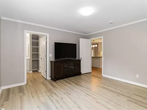 Living - 371 Davis Rd, Pelzer, SC 29669 photo 4 of 4