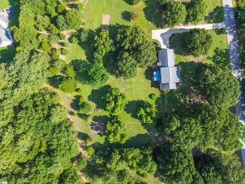 View/Area - 371 Davis Rd, Pelzer, SC 29669 photo 1 of 5