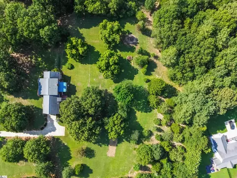 View/Area - 371 Davis Rd, Pelzer, SC 29669 photo 4 of 5