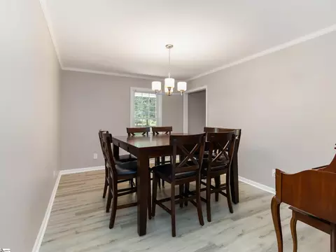 Dining - 371 Davis Rd, Pelzer, SC 29669 photo 1 of 1