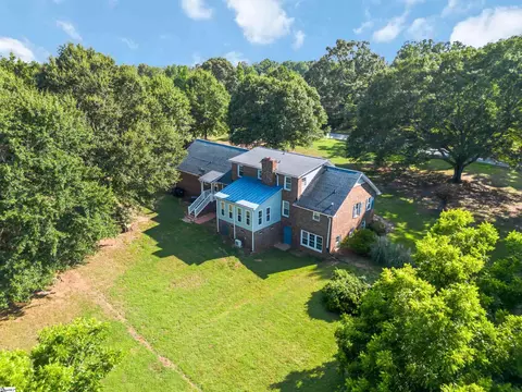 View/Area - 371 Davis Rd, Pelzer, SC 29669 photo 2 of 5
