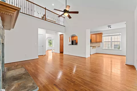 Living - 6 Aldgate Way, Greer, SC 29650 photo 4 of 7