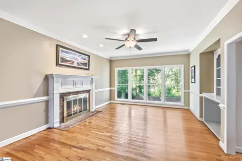 Living - 7 Shadetree Ct, Greer, SC 29651 photo 1 of 1