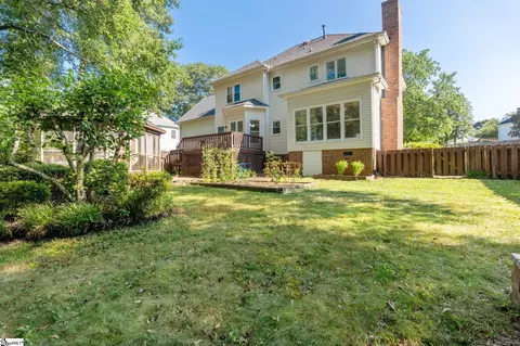 Exterior - 7 Shadetree Ct, Greer, SC 29651 photo 3 of 11