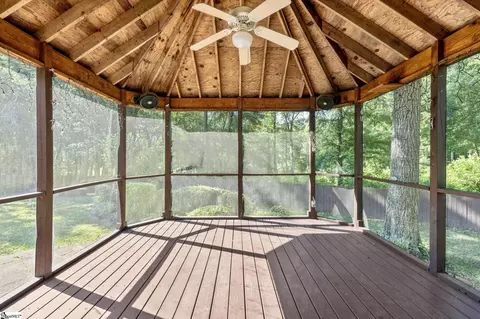 Exterior - 7 Shadetree Ct, Greer, SC 29651 photo 6 of 11