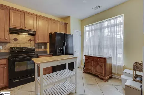 Kitchen - 307 Intrepid Ct, Greer, SC 29650 photo 3 of 5