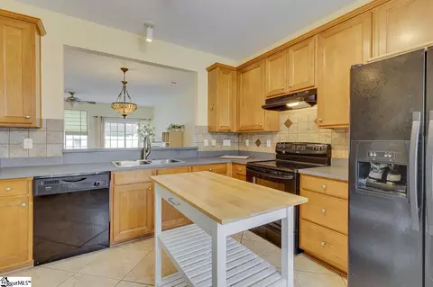 Kitchen - 307 Intrepid Ct, Greer, SC 29650 photo 5 of 5
