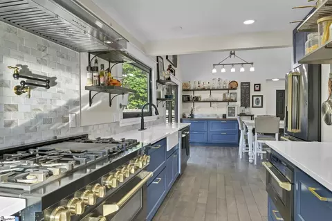 33 Souther Rd, Fletcher, NC 28732