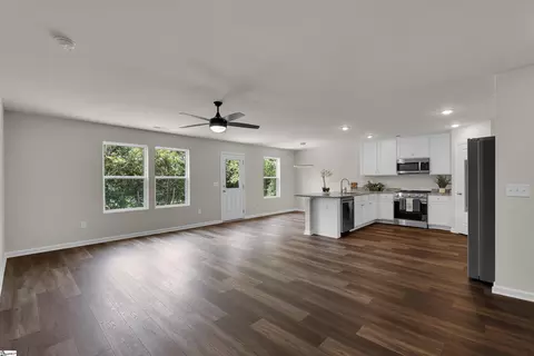 Living - 442 S Elm St #LOT 16, Pendleton, SC 29670 photo 1 of 1