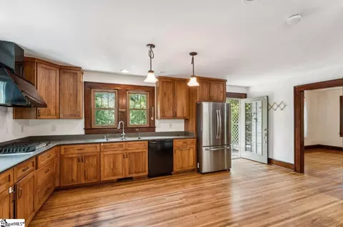Kitchen - 321 S Pine St, Walhalla, SC 29691 photo 1 of 1
