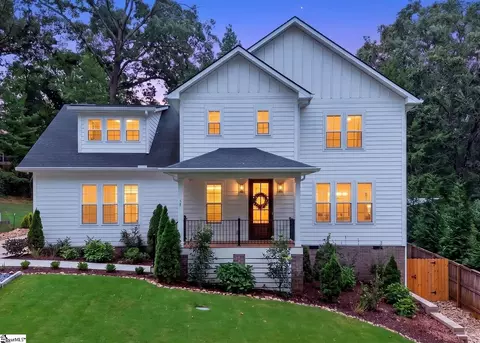 17 Pinehurst Dr, Greenville, SC 29609