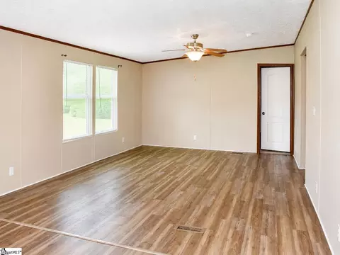 170 Cooper Rd, Campobello, SC 29322 photo 5