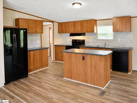 170 Cooper Rd, Campobello, SC 29322 photo 10
