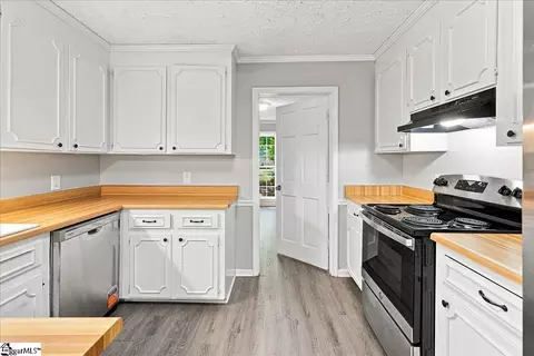 Kitchen - 200 E Shefford St, Greer, SC 29650 photo 2 of 3