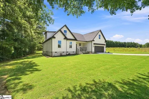 48 Lester Rd, Williamston, SC 29697 photo 3