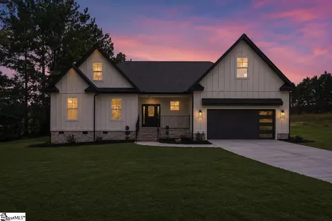 48 Lester Rd, Williamston, SC 29697 photo 2