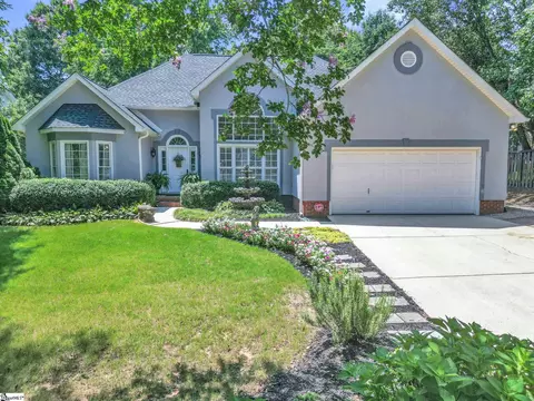 4 Plumbridge Dr, Greenville, SC 29615