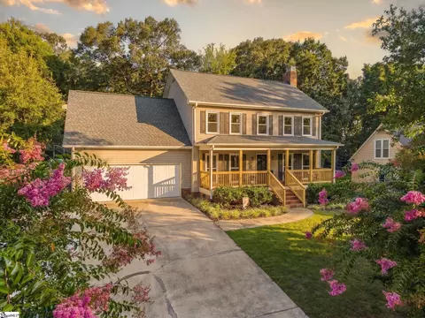 Exterior - 8 River Way Dr, Greer, SC 29651 photo 2 of 9