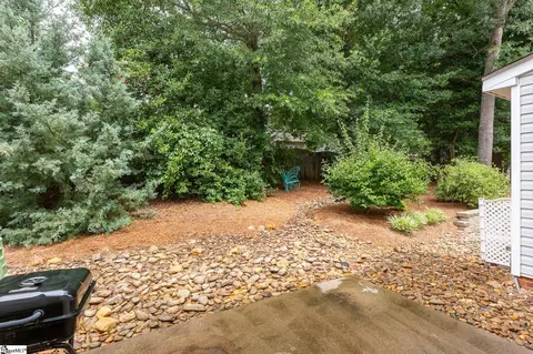 Exterior - 154 Spring Crossing Cir, Greer, SC 29650 photo 6 of 6