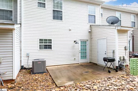 Exterior - 154 Spring Crossing Cir, Greer, SC 29650 photo 5 of 6