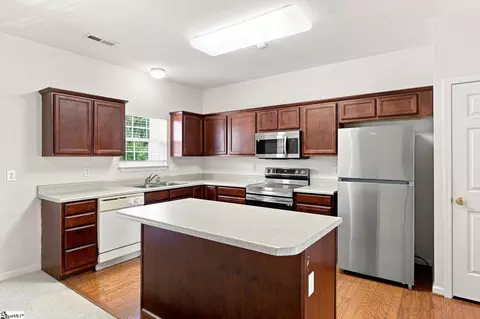 Kitchen - 154 Spring Crossing Cir, Greer, SC 29650 photo 1 of 4