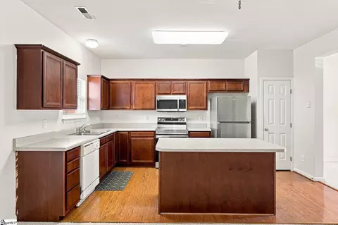 Kitchen - 154 Spring Crossing Cir, Greer, SC 29650 photo 2 of 4