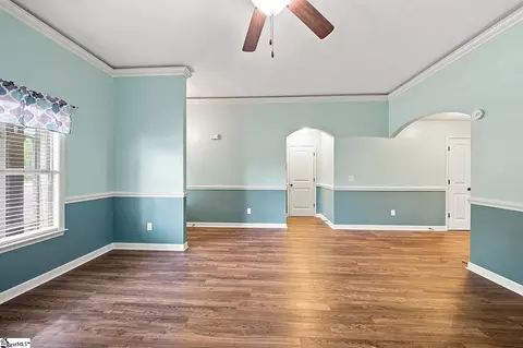 Living - 560 Semillon Ln, Moore, SC 29369 photo 6 of 6