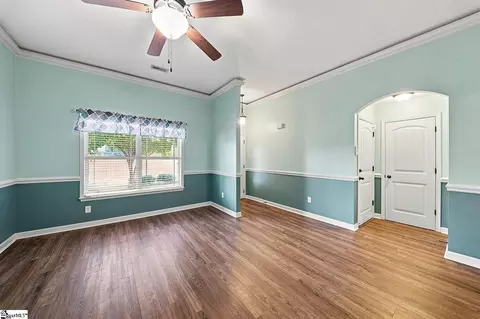 Living - 560 Semillon Ln, Moore, SC 29369 photo 5 of 6