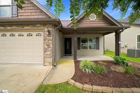 Exterior - 560 Semillon Ln, Moore, SC 29369 photo 2 of 10