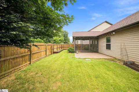 Exterior - 560 Semillon Ln, Moore, SC 29369 photo 5 of 10