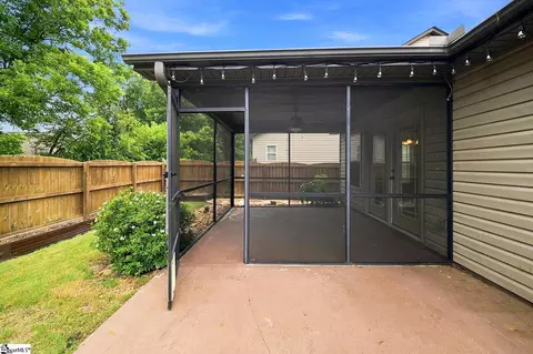 Exterior - 560 Semillon Ln, Moore, SC 29369 photo 6 of 10