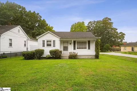 209 W Wilburn Ave, Greenville, SC 29611