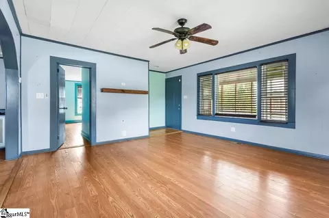 Living - 6 Lyman St, Pelzer, SC 29669 photo 4 of 4