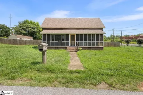 Exterior - 6 Lyman St, Pelzer, SC 29669 photo 3 of 4