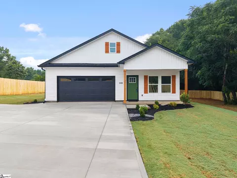 2302 Old Spartanburg Hwy, Woodruff, SC 29388