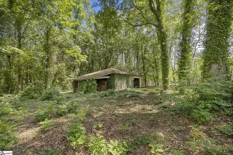 Exterior - 131 B D Johnston Rd, Central, SC 29630 photo 4 of 5